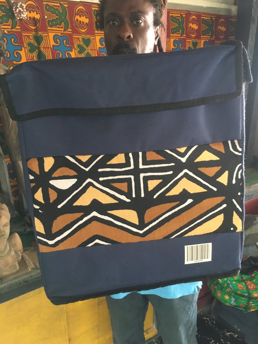 whatever_plug's tweet photo. Look what I found…ice chest and a bag in one🔥.Now hangouts don’t necessarily need an ice chest🤝🥳

350gh

Call/WhatsApp :0507404216
Dms open🤝🔥 https://t.co/4uTZYci8yR