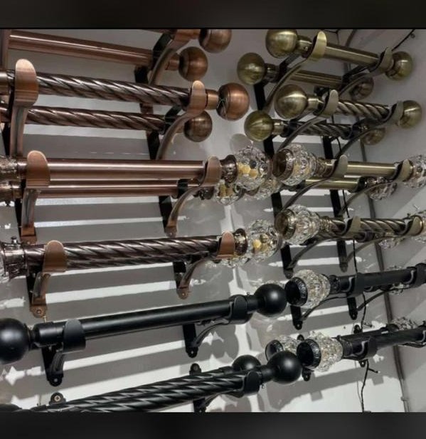 EdsonUg's tweet photo. @wekesa_amos I deal in all interior design and accessories such as curtains, rugs and carpets, furniture.
 Xmas discounts available upto 15% off select items.  

Xoft interiors -whatsapp 0701 276337 
Location: kiwatule-najjera Rd. https://t.co/rb7Rn3zBeV