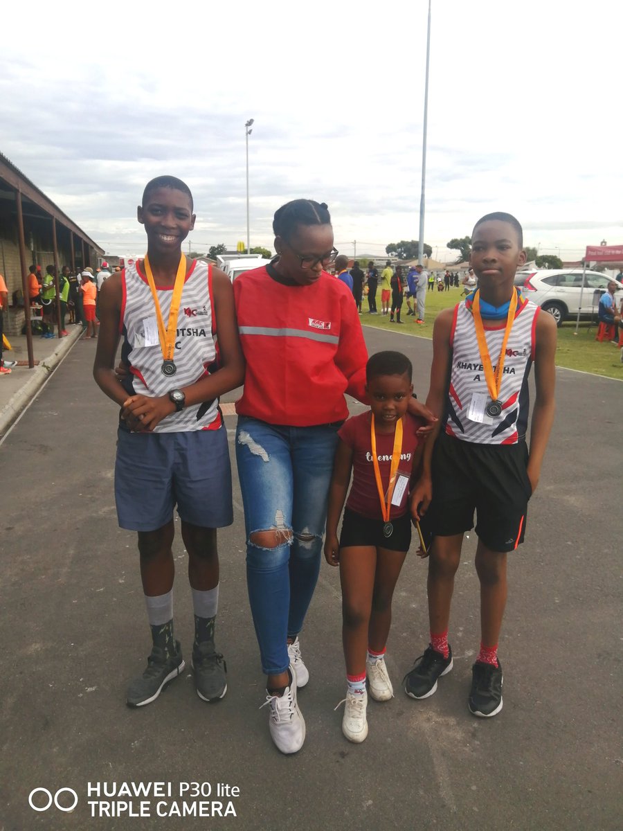 TitaMcunukelwa's tweet photo. they grow up fast π«
nephew on the left is 12, son on the right is 11 but they are almost my height π€¦ββοΈ
and also my niece's first medal, she's ecstatic π
Gugs Fun Run done and dusted π
#Gugulethu
#FunRun
#TopRunners
#RunningBabies
#KACbabies
#RunningWithTumiSole https://t.co/8llyPUDVlL