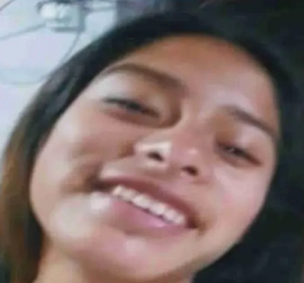 desaparecidaorg's tweet photo. Alexandra Juana Evelin Cañarez tiene 19 años, desapareció el 7/12 en el barrio Mariano Moreno, San Salvador de #Jujuy. Es delgada, altura 1,50. Se hizo la denuncia. Por favor compartir, y si la ven avisar #URGENTE al ☎ 388-6860239, o 911 https://t.co/w1uTqCdGfL