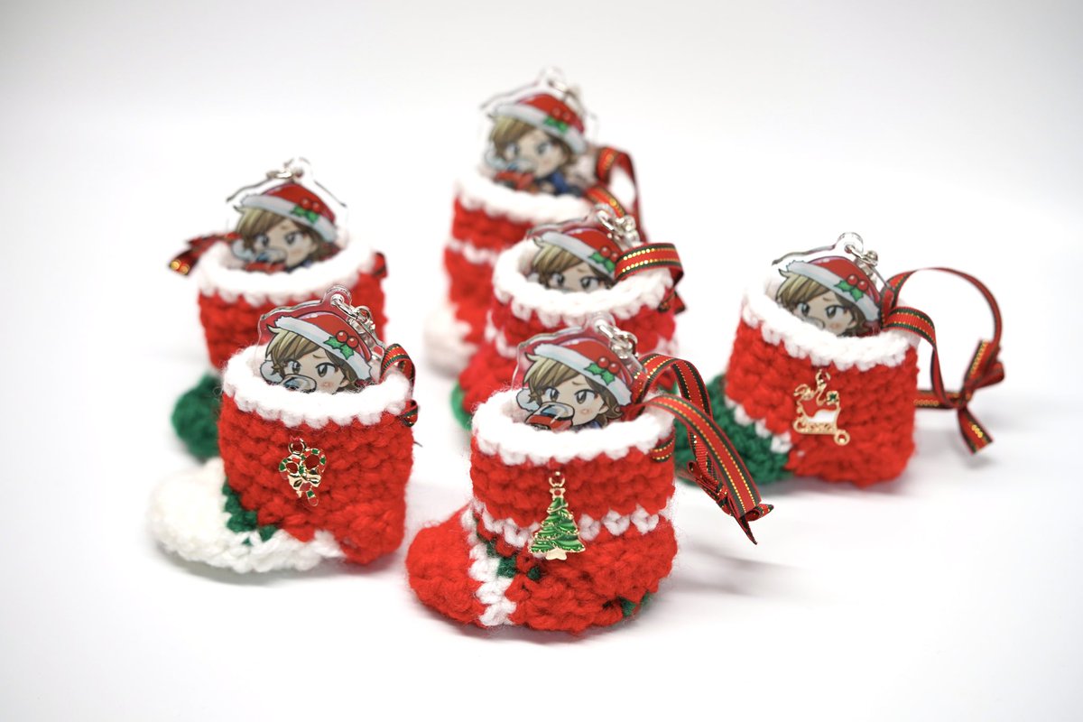 というわけで真琴ちゃんルマン・アクキーXmas仕様2022 in 靴下の売り上げ一個につき500円とboost分をおかんに支払う約束だったので
13個x¥500 =¥6,500
boost合計 ¥1,260
総計¥7,760
四捨五入して¥10,000をおかんへの報酬支払いとなります。ありがとうございます。なお小武は赤字です👍 