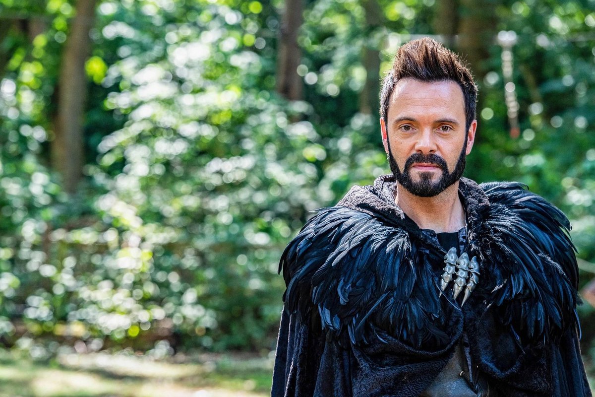 jarmackenzie's tweet image. Calling all young warriors! It’s officially 20yrs to the day since Raven hit @cbbc happy birthday to my feathery alter ego 😁 it’s honestly been such a privilege to have had Raven as a massive part of my life &amp;amp; I’m forever grateful. Always Catch me hamming it up on @CBeebiesHQ 😜