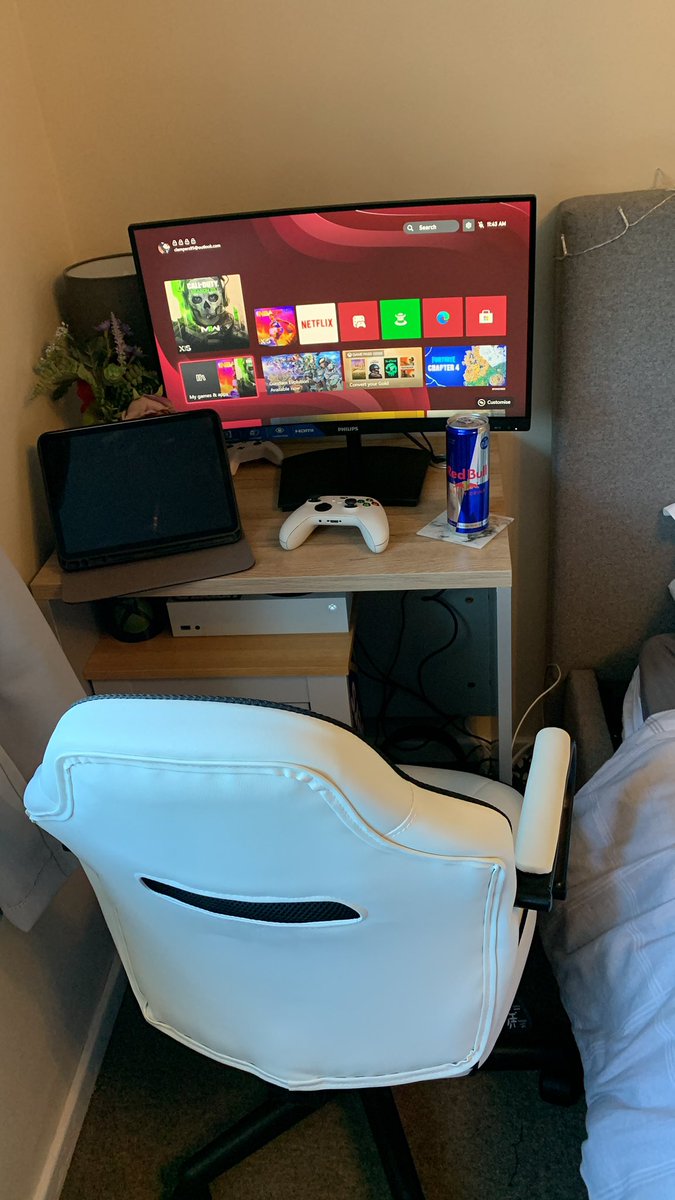 CIamperss's tweet photo. @Nicari Poor man setup 🔥 https://t.co/O3n0Yx2NQm