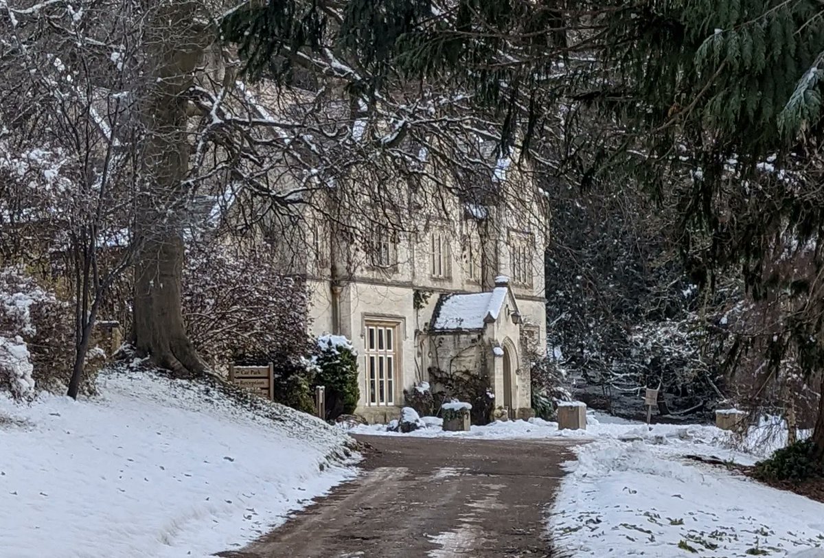 ImpermanenceDT's tweet photo. Massively grateful to @HawkwoodCFT for the 2 night writing retreat... A total mid winter dream... Full to the brim with thoughts, ideas and amazing food.
 
We're here with writer @clementspeter working on our new piece VENUS which will premiere in Spring next year. https://t.co/LdMhF3TNUU