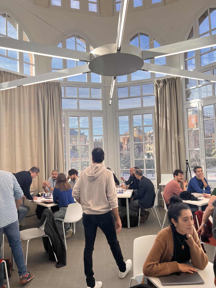 DIGIFHAR's tweet photo. Empieza #FhuturaHackaton22‼️dónde diferentes grupos van a trabajar durante 2 días en proyectos innovadores en el ámbito de la Farmacia hospitalaria 💊 Con ganas de escucharlos a todos 💪🏻 #saluddigital https://t.co/0mUMwwsXFv