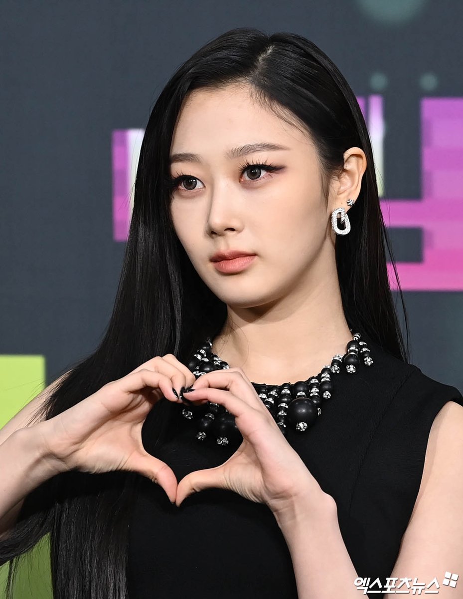 221216 가요대축제 레드카펫

#지젤🖤 

📌 naver.me/xr6Sp5yw

#에스파 #aespa #GISELLE #ジゼル
<a href="/aespa_official/">aespa</a>