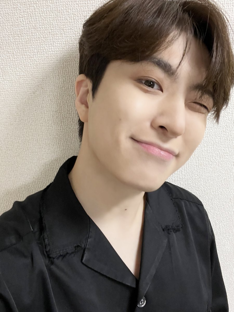 [💌]
ARS'TUDIO IN JAPAN

아가새 덕분에 2022년 마지막까지 따뜻하고 행복하게 보낼 수 있을 것 같아요!
항상 응원해줘서 고마워요💚

#영재 #YOUNGJAE
#ARSTUDIO_IN_JAPAN