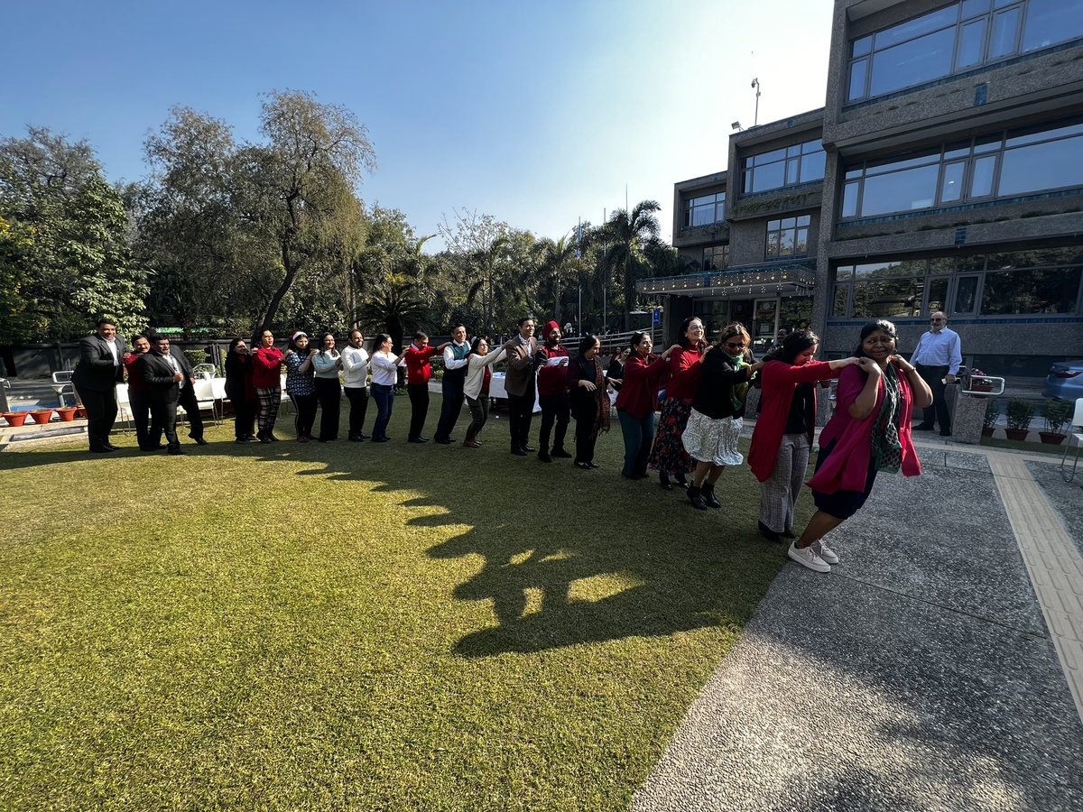 sidbshrestha's tweet image. A great time to bond with office colleagues. @UNICEFIndia #Xmas party #TeamICO