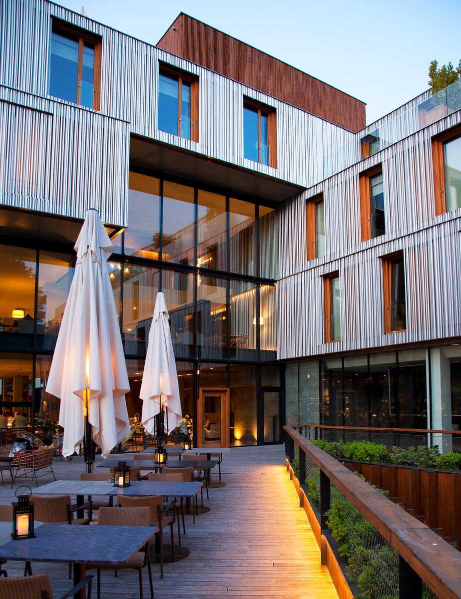 🔎 Ahí va una pequeña pista... 

¡#FelizViernes!