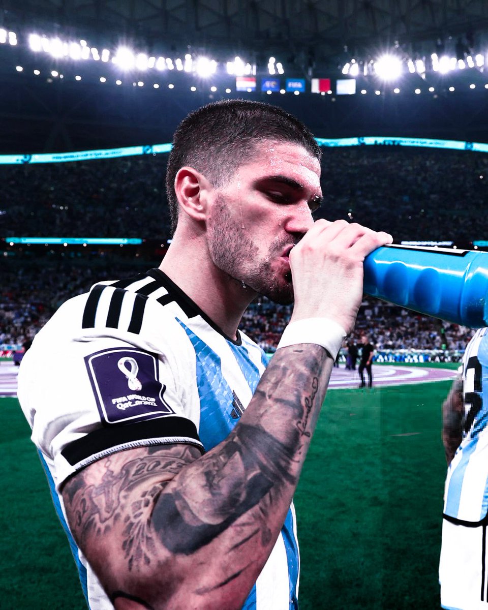 hq4u10_'s tweet photo. • 𝗧𝗵𝗲 𝗪𝗮𝗿𝗿𝗶𝗼𝗿 • ⚔️

#RodrigoDePaul https://t.co/S6W5LmnPcq