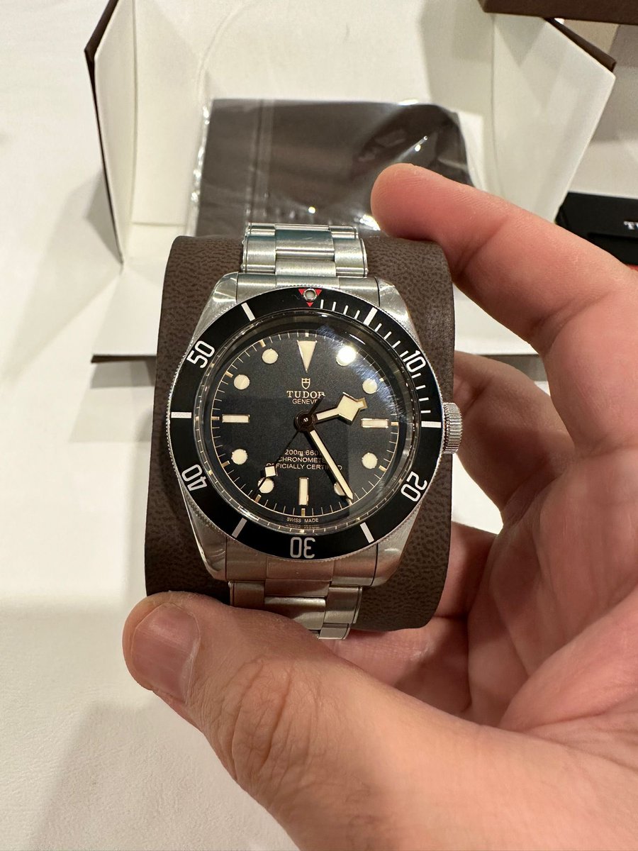 The Luxury Watch Guy tweet media