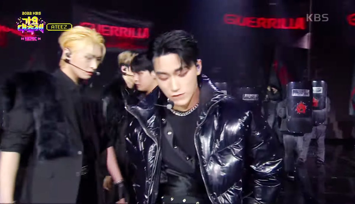 ot8teezpresent's tweet image. [#ATINY] IM SCREAMING!!!!   

@ATEEZofficial #에이티즈 #ATEEZ