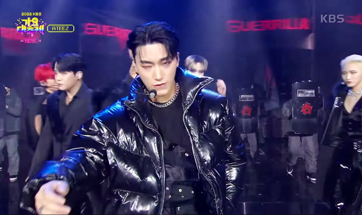 ot8teezpresent's tweet image. [#ATINY] IM SCREAMING!!!!   

@ATEEZofficial #에이티즈 #ATEEZ