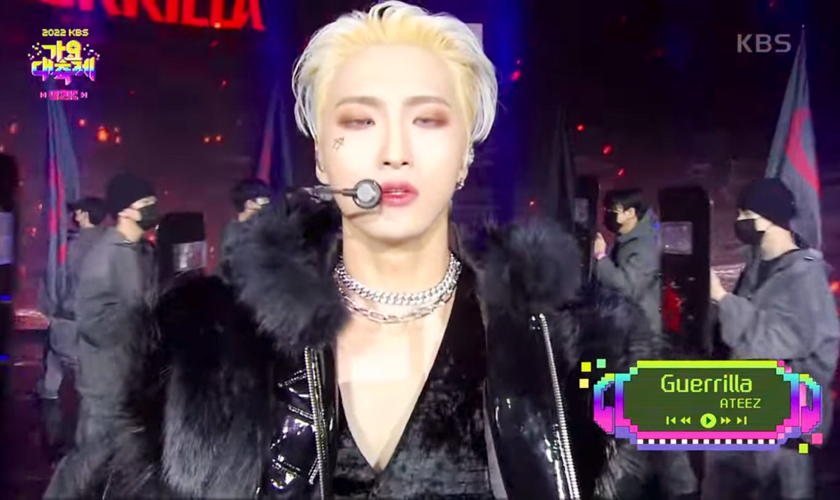 ot8teezpresent's tweet image. [#ATINY] IM SCREAMING!!!!   

@ATEEZofficial #에이티즈 #ATEEZ