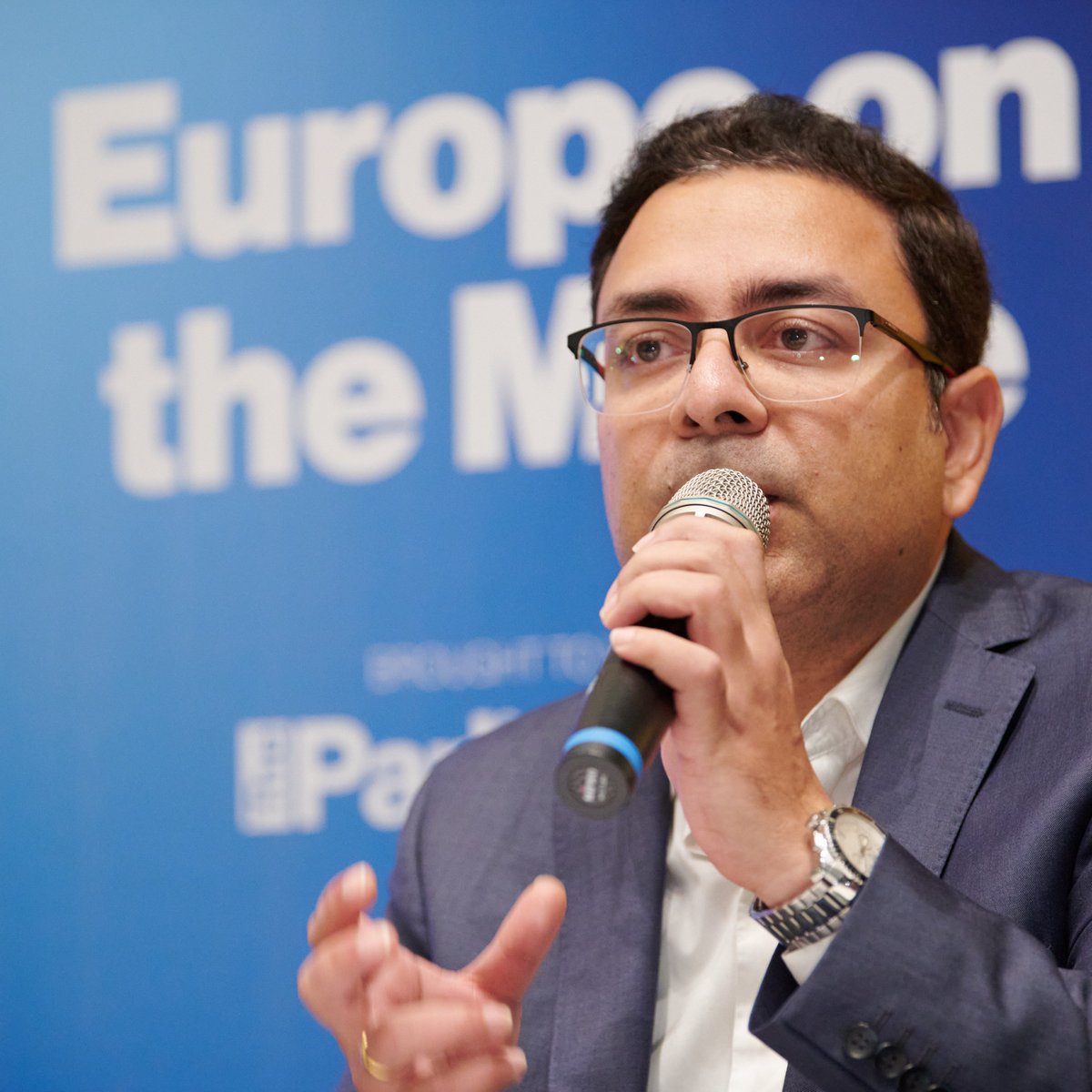 __RaghunathB__'s tweet photo. Great discssion with expert panel hosted by Bridgestone and Microsoft at the European Parliament on 'how data can lead a mobility revolution' https://t.co/z3wPVo83xI