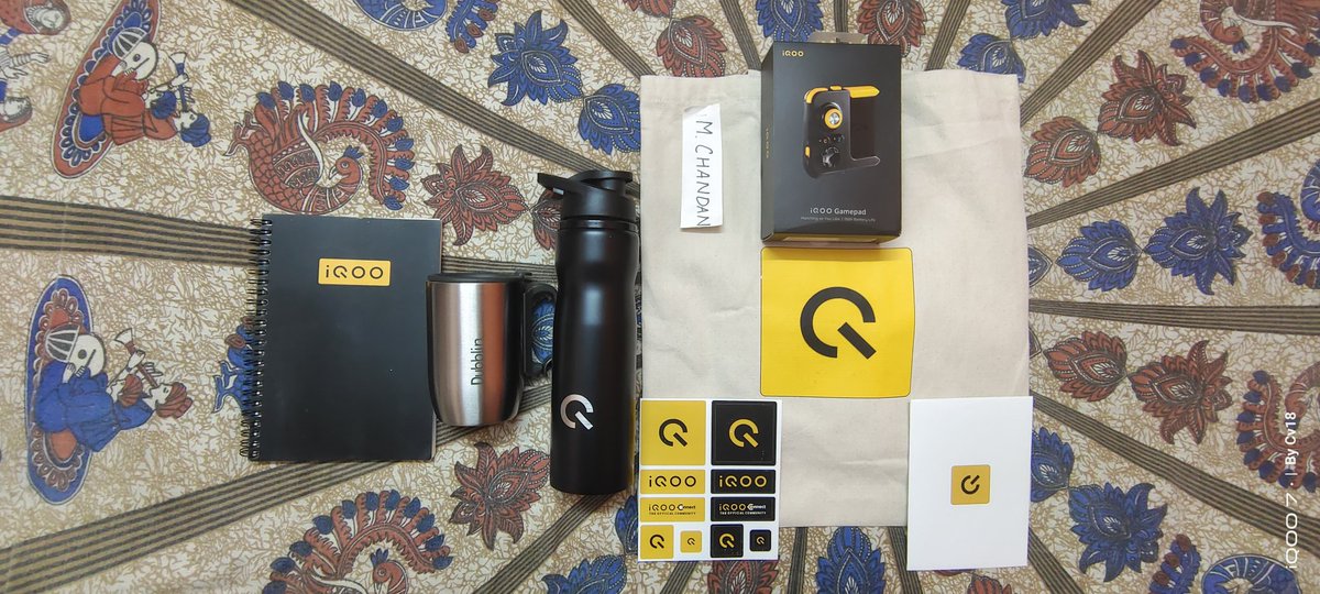 chandanvirat's tweet photo. Received A Lovely 🤩 Gifts from Team @IqooInd, This makes my Christmas and New year Celebration More Memorable.
Thanks to @nipunmarya, @shankar_singh94, @parakram_h and Entire #iQOO Team.
Very Excited to Welcome #iQOO11.
#KeepQuesting
#iQOO11Monster https://t.co/6X7LR27KYX