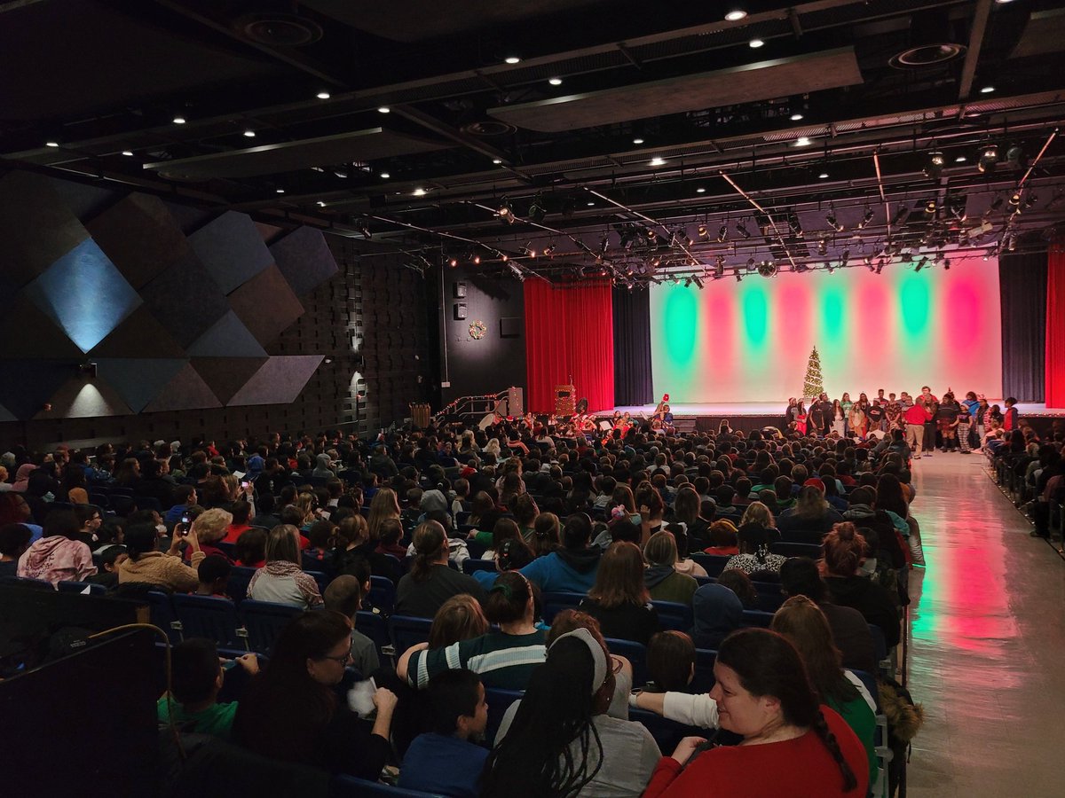 Mrs. Cunningham tweet media