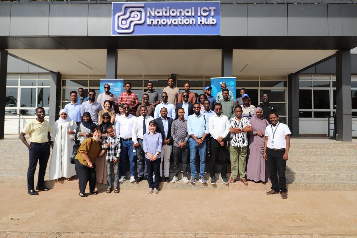 hanaqaadhub's tweet photo. Last week, we were honoured to attend a workshop organized by @JicaUganda and the @mocisom in Kampala, Uganda. They brought together the leading Somali ecosystem players such as financial institutions, innovation and tech centers and SMEs. https://t.co/aBz1iDRiGH