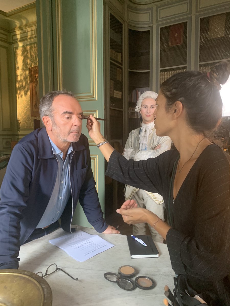 MediaPernel's tweet photo. 📽️ Dans les coulisses de "La Guerre des trônes, la véritable histoire de l'Europe". 
Revoir les épisodes 1 &amp; 2 en replay -> https://t.co/YTYw9metjl https://t.co/fQ4xYeSOAY