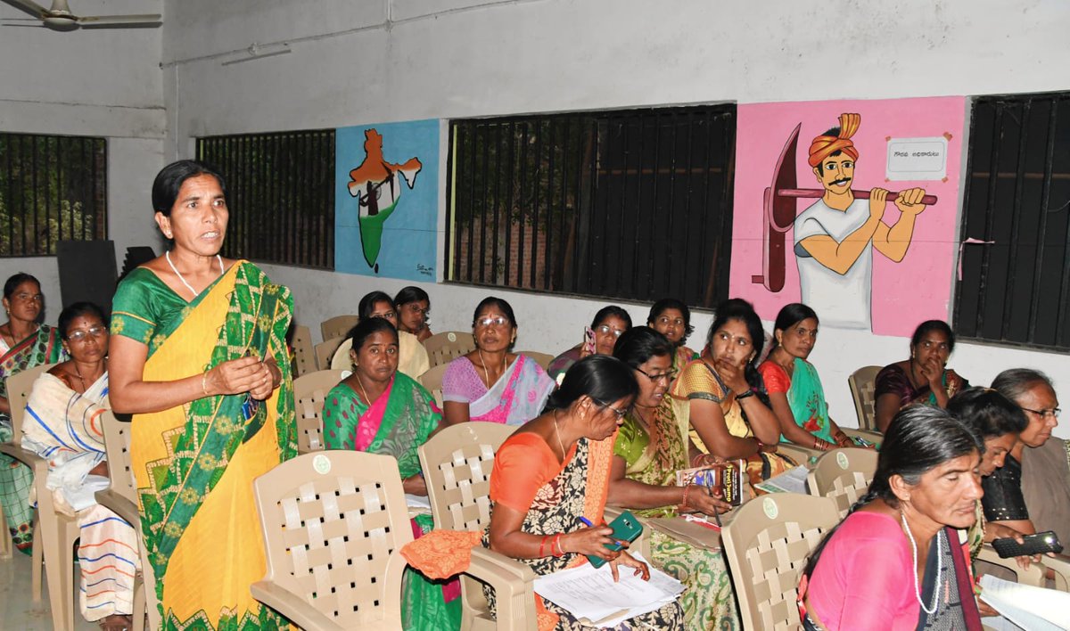 Collector_ADB's tweet photo. ఆదిలాబాద్ నియోజకవర్గం లోని బేల, బోథ్ నియోజక వర్గం లోని బోథ్ ఏఈఆర్ఒ ల పరిధిలో ఓటరు నమోదు,మార్పులు,తొలగింపుల వివరాలను,సంబంధిత ఫారాలను,ఈ.పి.రేషియో లను పరిశీలించిన ఎలెక్టోరల్ పరిశీలకులు ఈ. శ్రీధర్(1/2)
@SpokespersonECI
@ECISVEEP
@CEO_Telangana
@SmitaSabharwal
#IRegister #cometogether https://t.co/tyEsXoVTp7