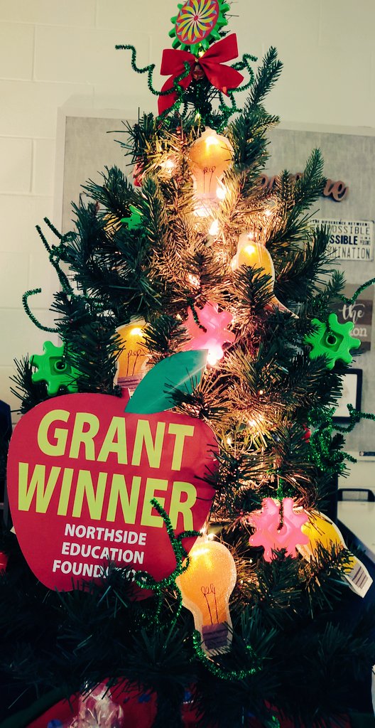 Happy holidays <a href="/nisdnef/">Northside Education Foundation (NEF)</a> grant patrol!! You definitely made <a href="/NISDCole/">Cole Elementary</a> STEM labs wonderful &amp; bright!! Thank you <a href="/NISD_grants/">NISD Grants and Recognitions Department</a> ....here come the drones!! #thecoleway <a href="/NISDAcadTech/">NISD Academic Tech</a>