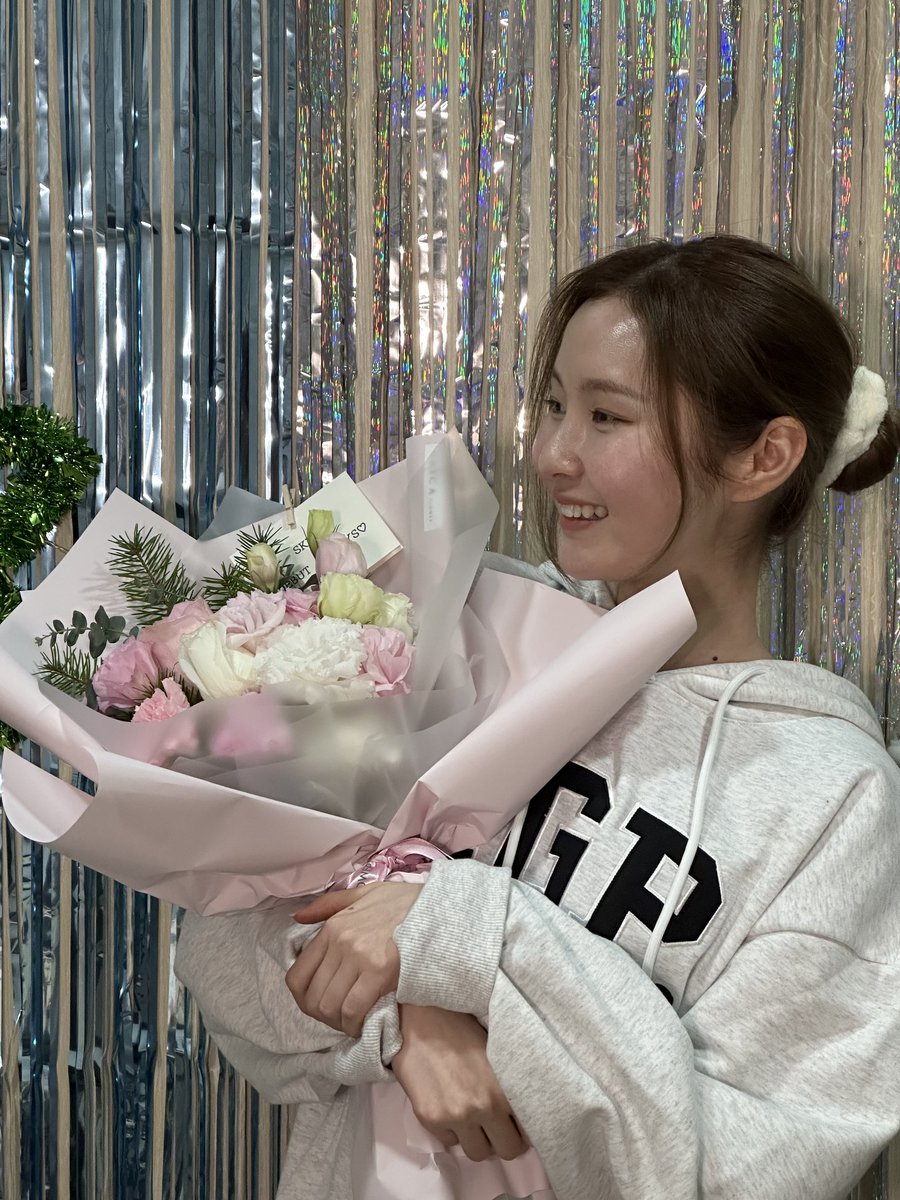 SKYLE (스카이리) tweet media