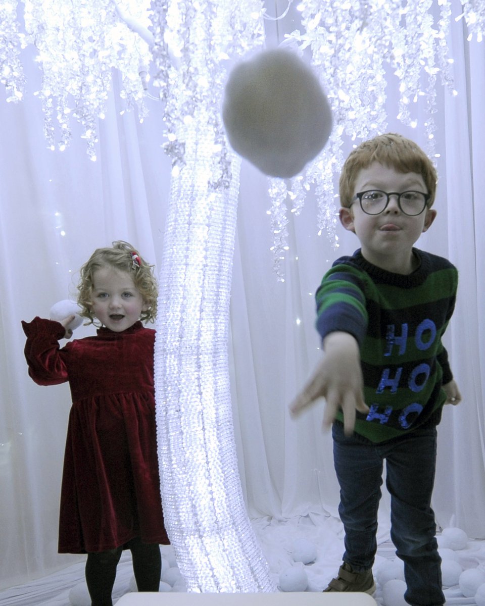abcb_council's tweet photo. 🎅 🎄 Over 140 very special children and their families enjoyed the magic of the festive season at the Relaxed Christmas events held at Bleary Business and Community Centre. 

Read more here:👉  https://t.co/e9mClhpqqQ

#ChristmasWrappedUp https://t.co/qHPWzDWrQW