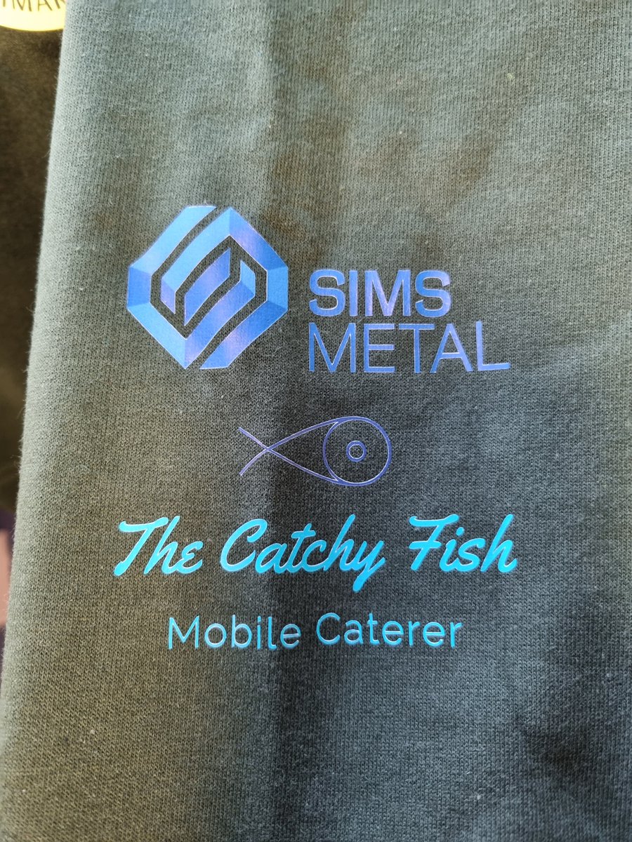 WillowsCE's tweet image. Mr Shuker and the rest of the staff were thrilled to receive their new sports uniform courtesy of @willowspta, who raised the funds from local businesses connected to our school community. Many thanks to everyone for your very generous donations ⚽️🥎🏏🏸🏃🏃‍♀️