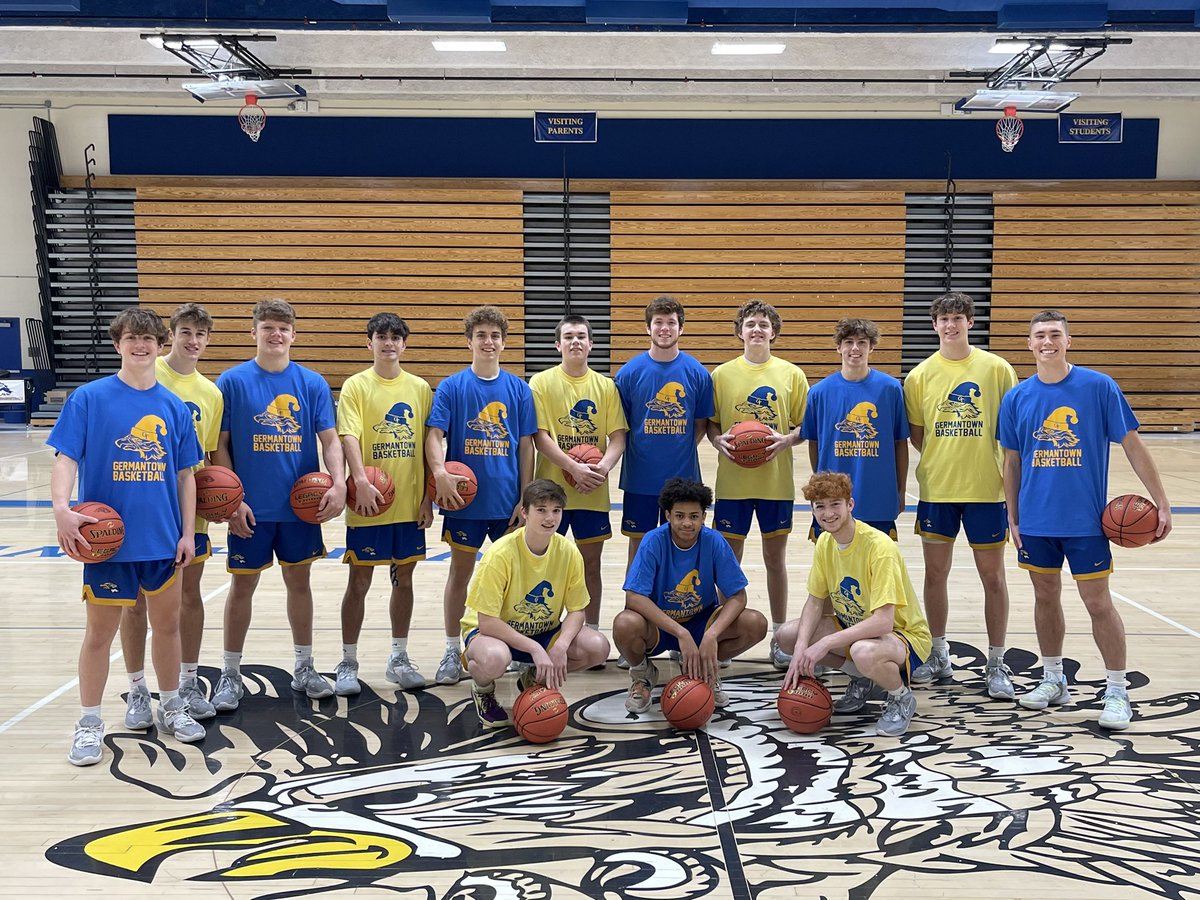 Come out and support your Warhawks tonight vs Marquette!  It’s Youth Night and we will have Holliday T-shirts to give out while supplies last! You can also get a signed schedule poster from your favorite Warhawks players after the game!  Come out and be loud! #WarhawkPride