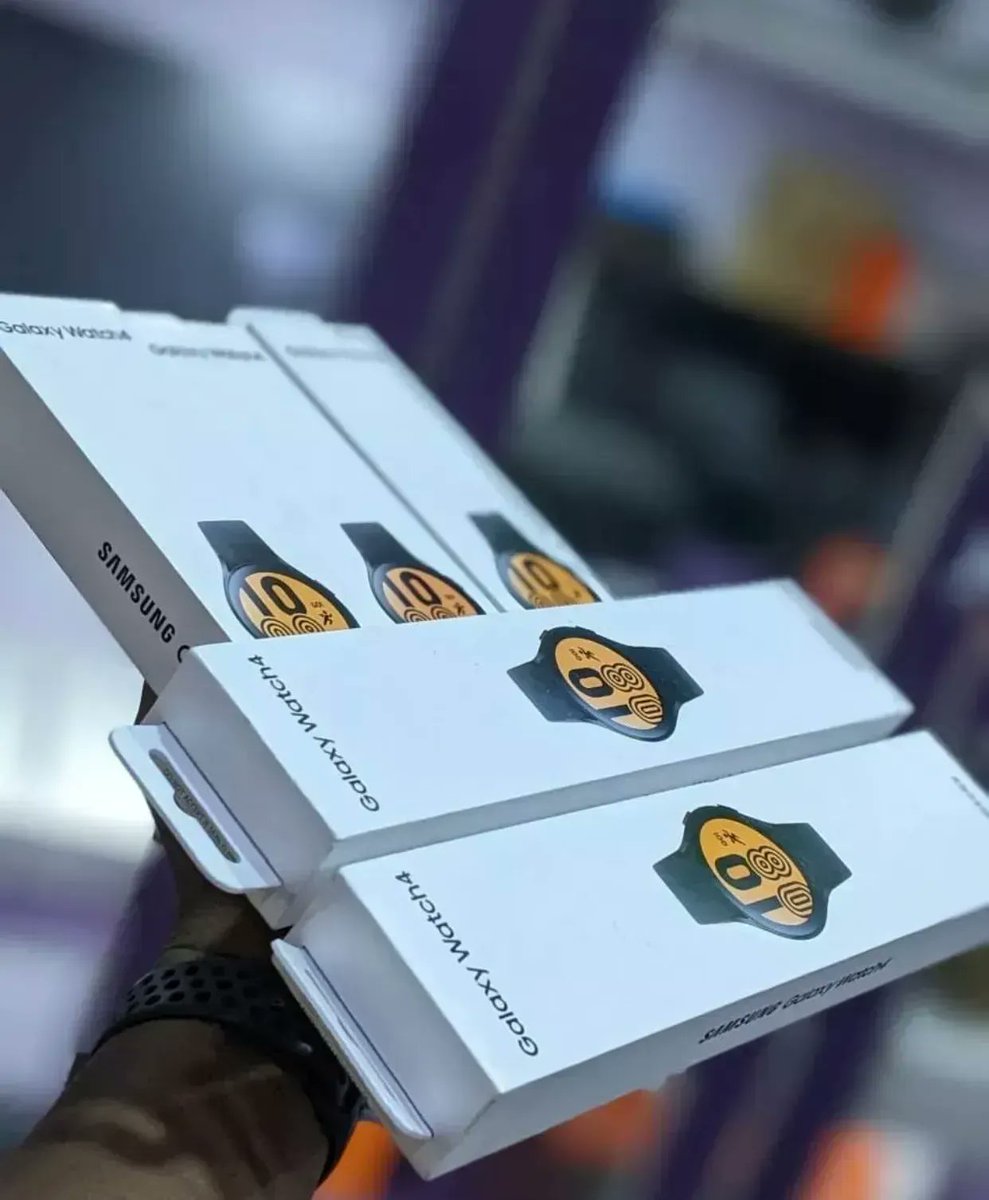 gadgetfreakzng's tweet image. Brandnew Samsung Galaxy Watch 4 44mm
GPS Only 
Dm / Call / WhatsApp For More Enquires 
To place order:
0818 382 0891 Uzo

#twitterforiphone #Dorcas