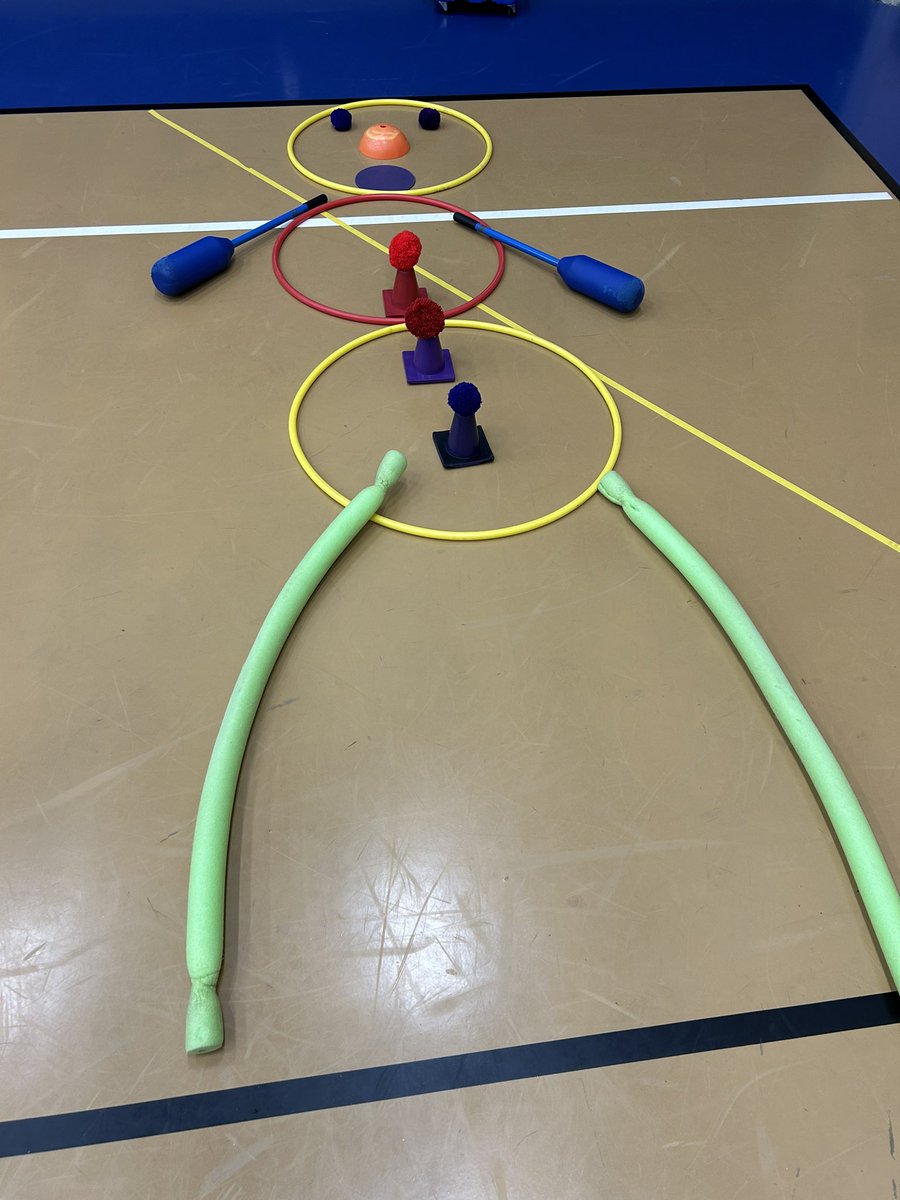 DrJButz's tweet image. After yesterday’s snow, cooperative snowman build relays just feels right. ⛄️☺️