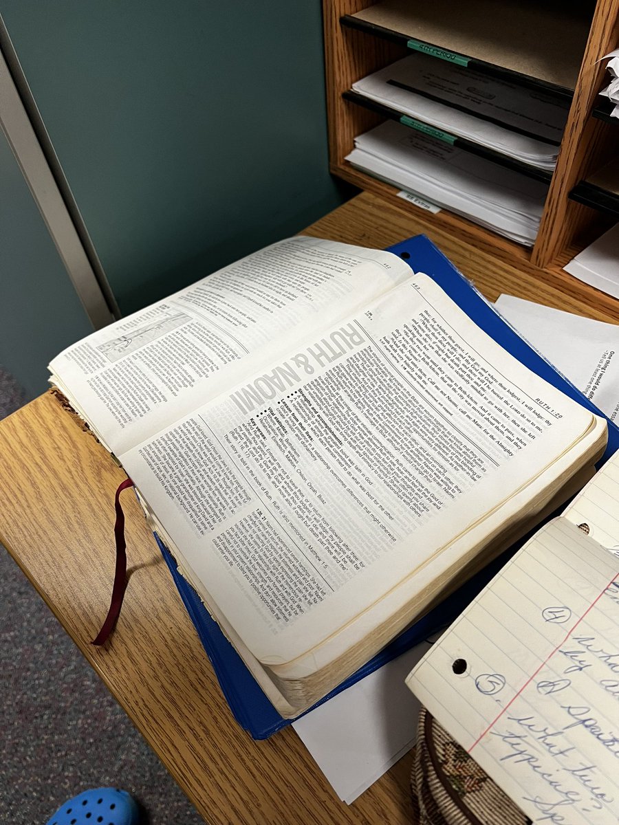 LeveysLearners's tweet photo. It’s Oral History day!  It’s fascinating to learn where our families are came from. @WakefieldMiddle #6thgraderocks https://t.co/KV4cqafovR