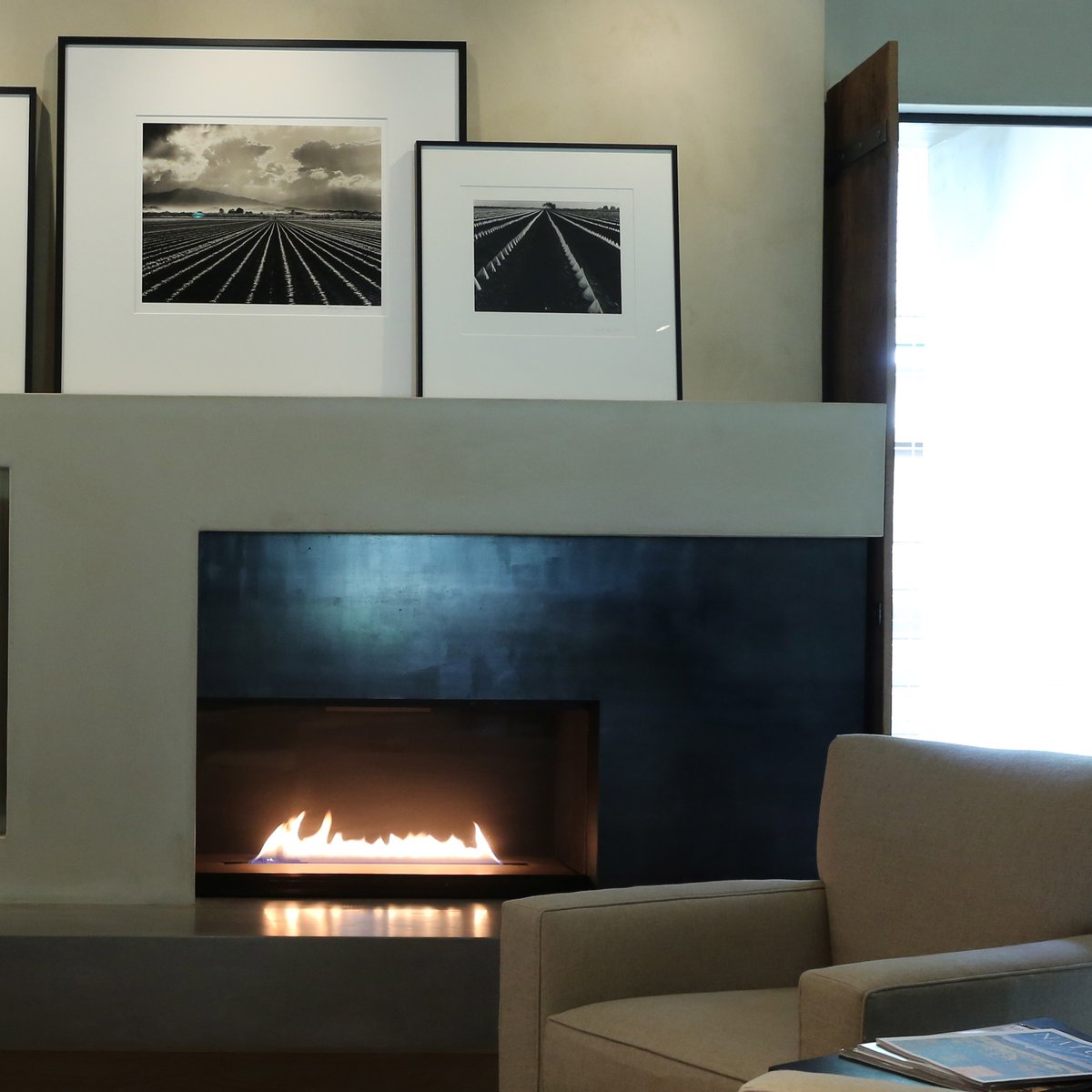 sparkfires's tweet photo. The originator of the sleek, modern, flame-only fire 🔥 https://t.co/Tp0hcw44sz