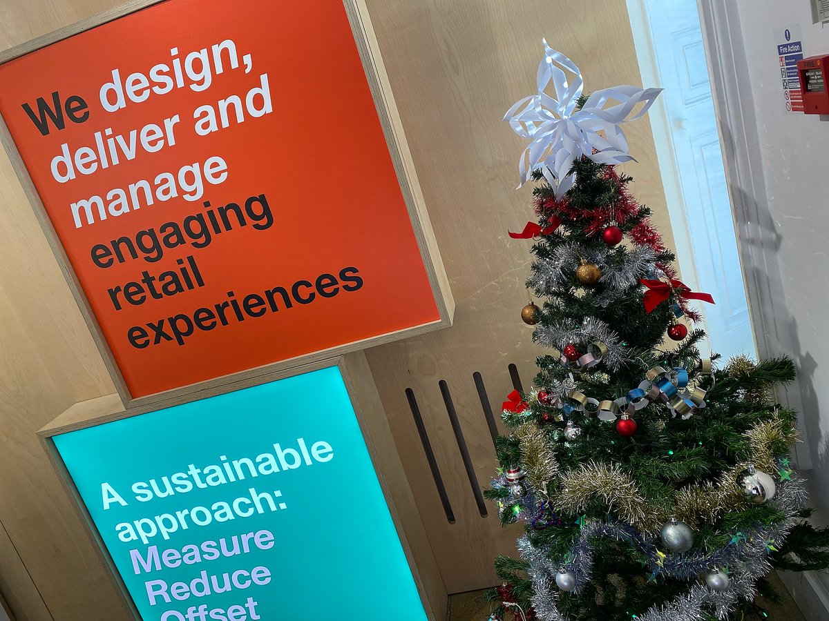 displayplan's tweet image. 🎄🎅🏻 The Christmas decorations are up! 🎄🎅🏻

And what with the recent snow - it's definitely starting to feel like Christmas ⛄❄