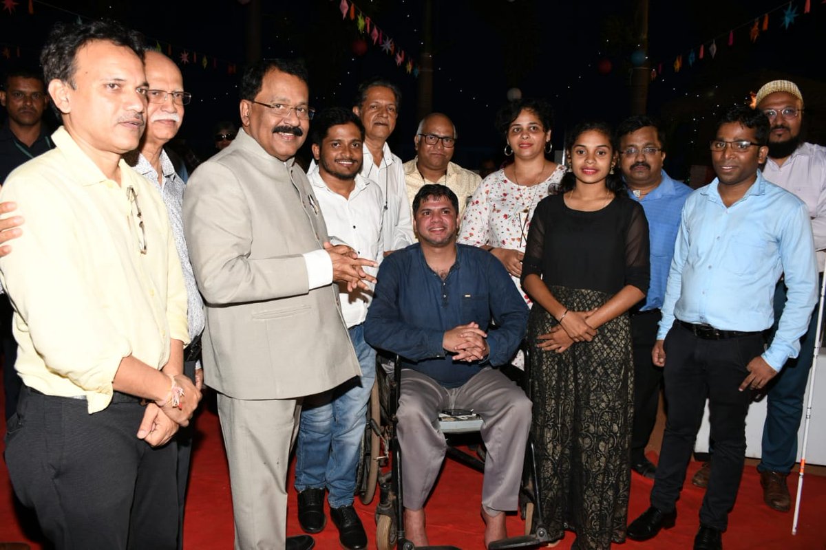 At <a href="/NAB1983Goa/">National Association for the Blind - Goa</a> Christmas celebration yesterday on Dec. 15,2022,I requested Goa Governor       <a href="/psspillaigov/">P.S Sreedharan Pillai</a> ji for a picture with our persons wid disability present for the function,&amp; he immediately obliged with a smile🙏
<a href="/PremroopAlva/">Premroop Alva</a> <a href="/discommgoa/">Goa State Commission for Persons with Disabilities</a> <a href="/goadisability/">Disability Rights Association of Goa</a> <a href="/GoaHemophilia/">Goa.Hemophilia</a>