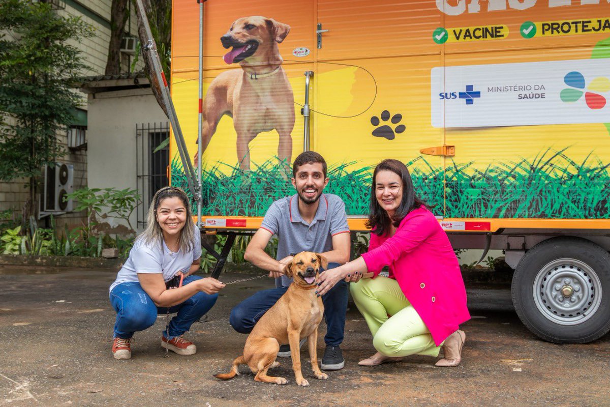 gnunesipatinga's tweet photo. 🐶O CASTRAMÓVEL CHEGOU! 
O formulário para o pré-cadastro já está disponível no site oficial do município (https://t.co/ZpGaGb9tSE).

📲Em caso de dúvidas, dois telefones estão disponíveis: (31) 3829-8383 ou 3829-8313.

Castrar seu gato ou cachorro também é um ato de amor! https://t.co/RpT0h5mOng