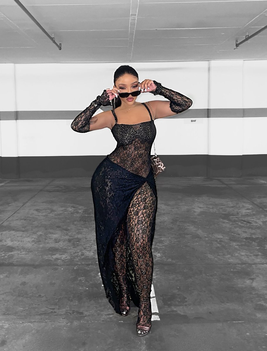 _faith_nketsi's tweet photo. After the club photoshoot 🥴 If you know me u know that it’s deranged for me through looking at my eyes 😂 https://t.co/Nyp7lb1WFR
