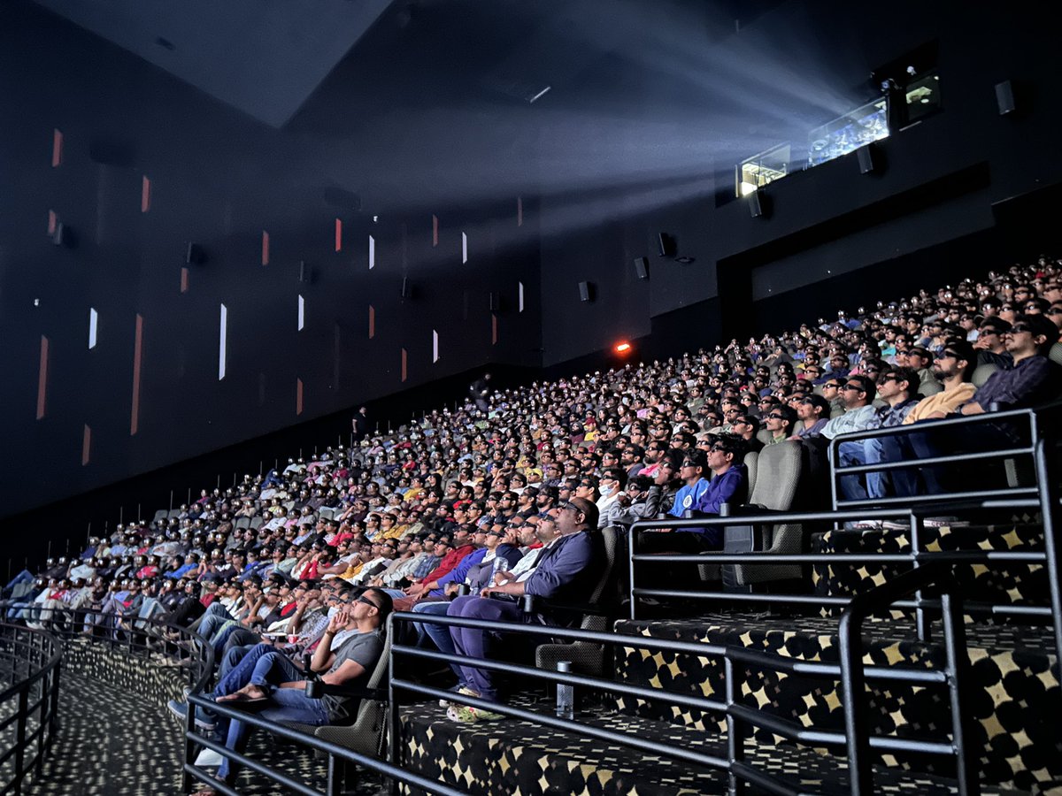 ursmohan_kumar's tweet image. Everyone enjoying #AvatarTheWayOfWater on #PrasadsLargeScreen #PrasadsCinematicExperience #Dolby3DGlasses #DolbyAtmos #QSC