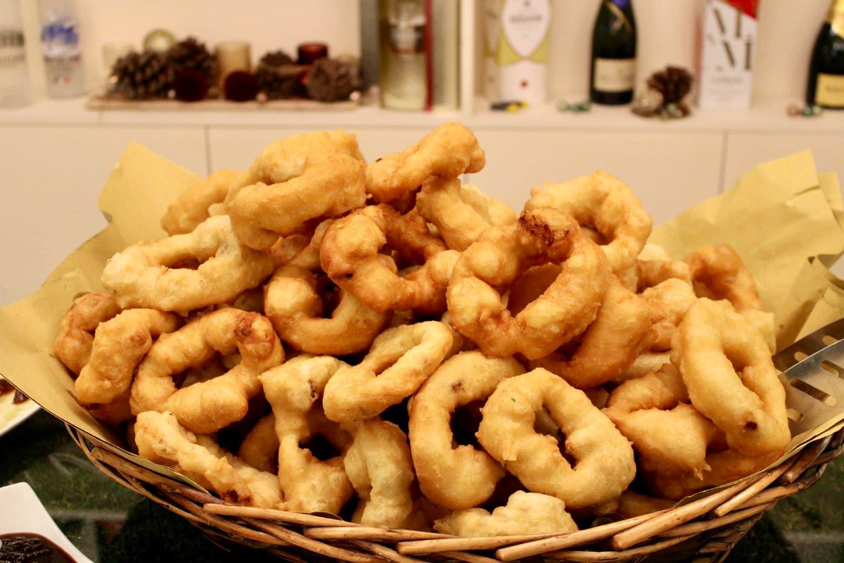 calabriaonline's tweet image. 😋 Alcune #ricette della #Calabria di #gusto. Gli #ScattiFotografici dei sapori della tradizione.

🌍 @ProntoEstate Guida Turistica 
🇮🇹 prontoestate.it (Sito &amp;amp; Blog) 

#16Dic #SudItalia #Food #natale2022 #GH2022 #GH22 #Italy #Italia #Foodie