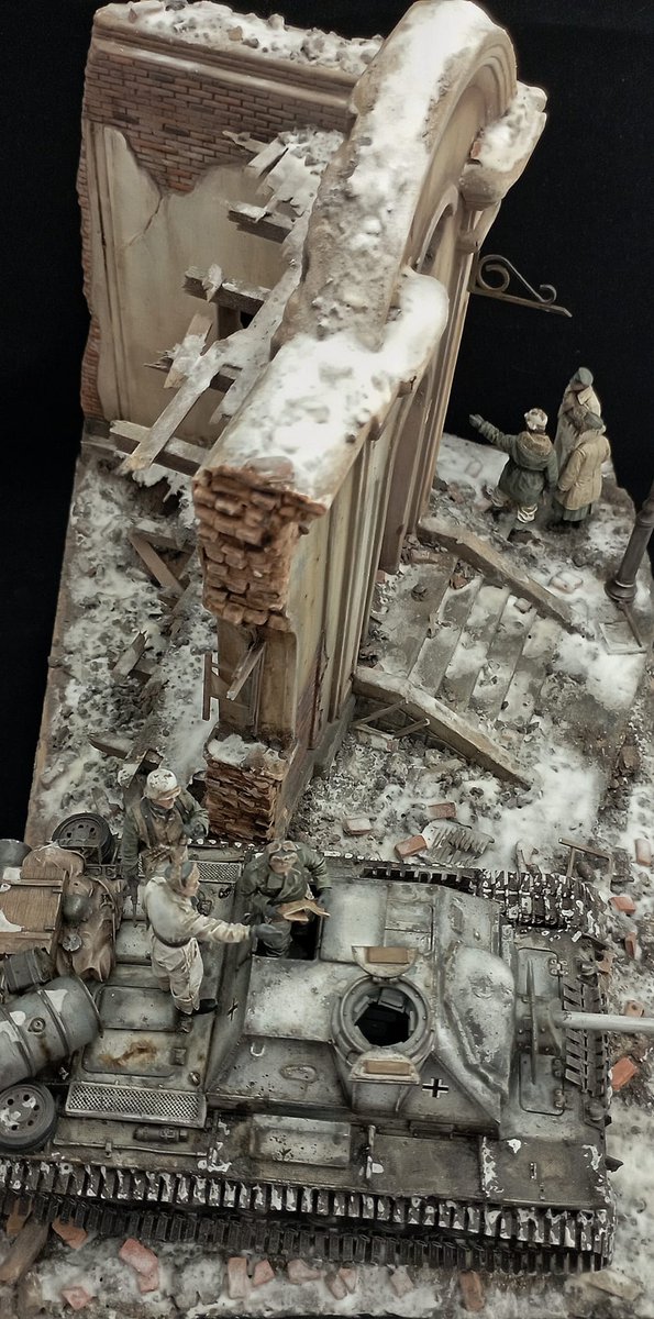 MiniArt Models on Twitter "Used MiniArt Kit 35006 UKRAINIAN CITY