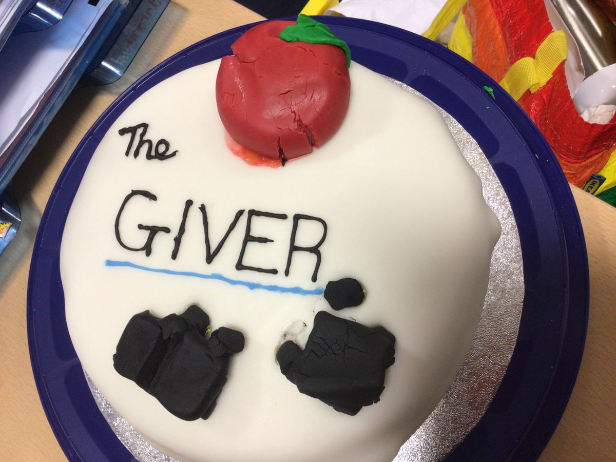 h_vsmithson's tweet photo. Super impressed that two of my Y8 students chose the ‘make a cake based on the novel we’re reading’ homework. 
Well done to Ben and Josh who brought in very yummy offerings - loved Josh’ meringue memories and Ben’s icing apple. Thanks for sharing with the class! 
@HaslingdenHigh https://t.co/cUviGhR9Ku