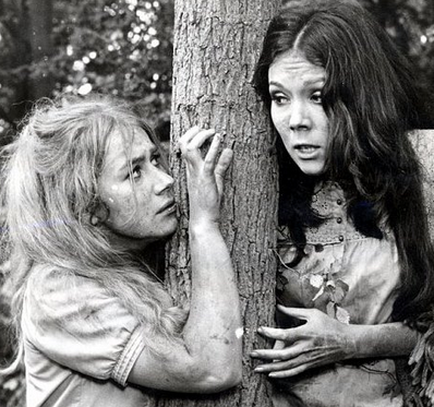 oxley264's tweet photo. A MIDUMMER'S NIGHT DREAM 1968
Starring three young actresses long before they became Dames..
Diana Rigg Helen Mirren Judi Dench.
#PeterHall https://t.co/AqowM77zKz