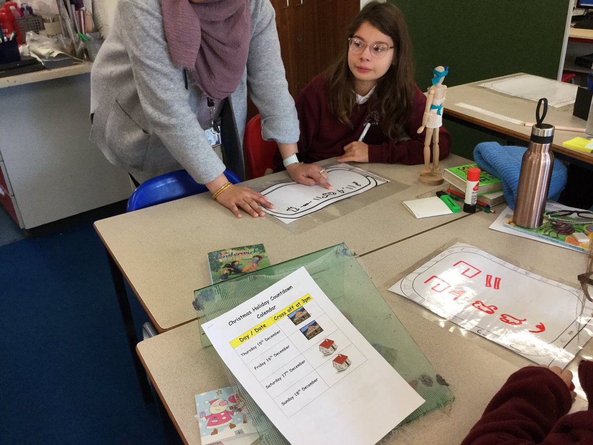 ThamesideSch's tweet photo. We’ve moved on from fashion to hieroglyphics in Y5 now, writing messages to ward off grave robbers and mark out a tomb... #BCFtps #BMGtps #ancientegyptday #hieroglyphics #writingmadefun https://t.co/GJ0OykiKCX