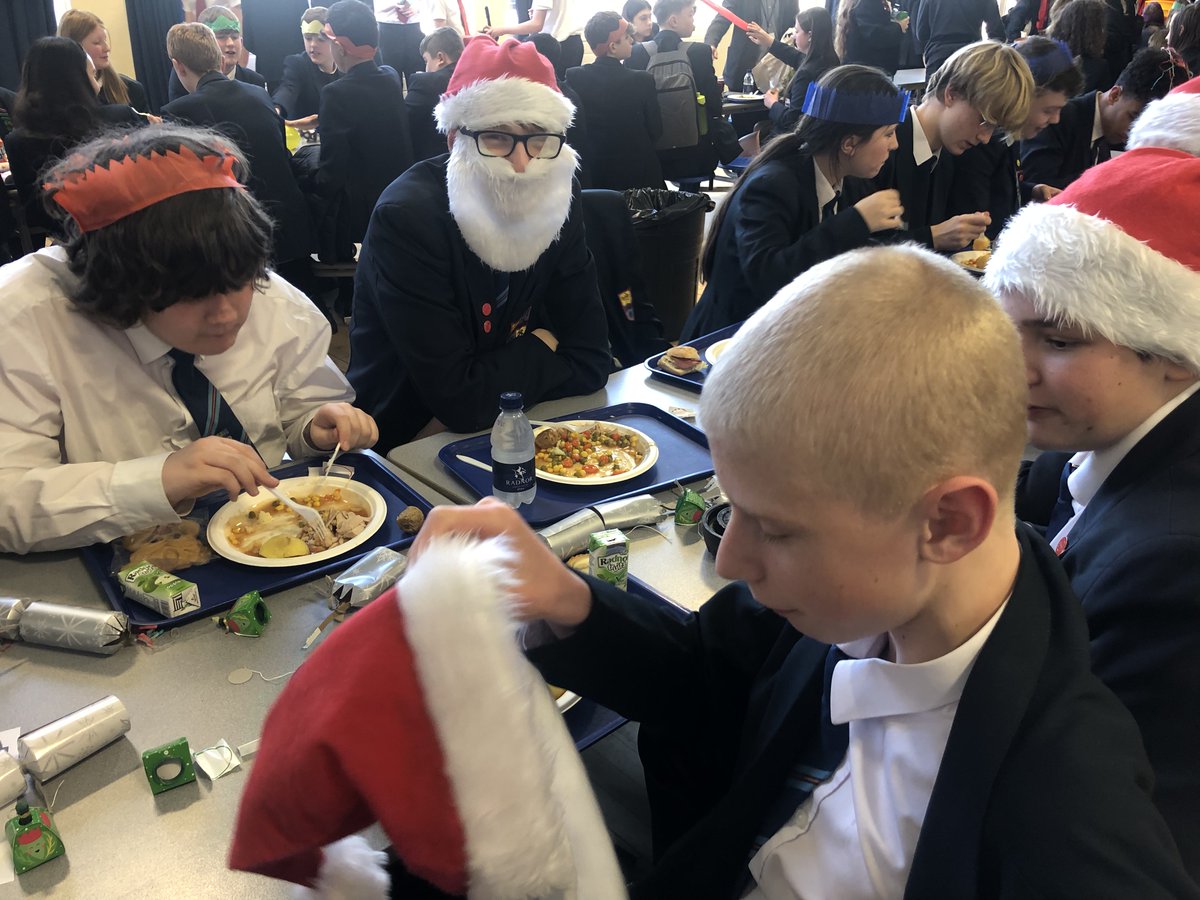 h_vsmithson's tweet photo. Christmas with 10M has been as fun and wonderful as ever. https://t.co/Gmqj1VKrpx