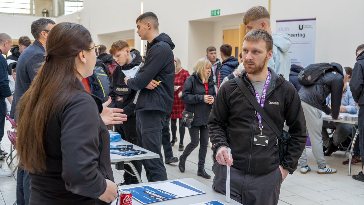 hartlepoolfe's tweet photo. 100s of our engineering students finished 2022 with a dose of inspiration and a wealth of knowledge gained at the 'Meet the Engineer' event this week.
Employers from across the engineering sector supported the event, hosting skills sessions and lectures.
#MeetTheEngineer https://t.co/wDdSxKGtUH