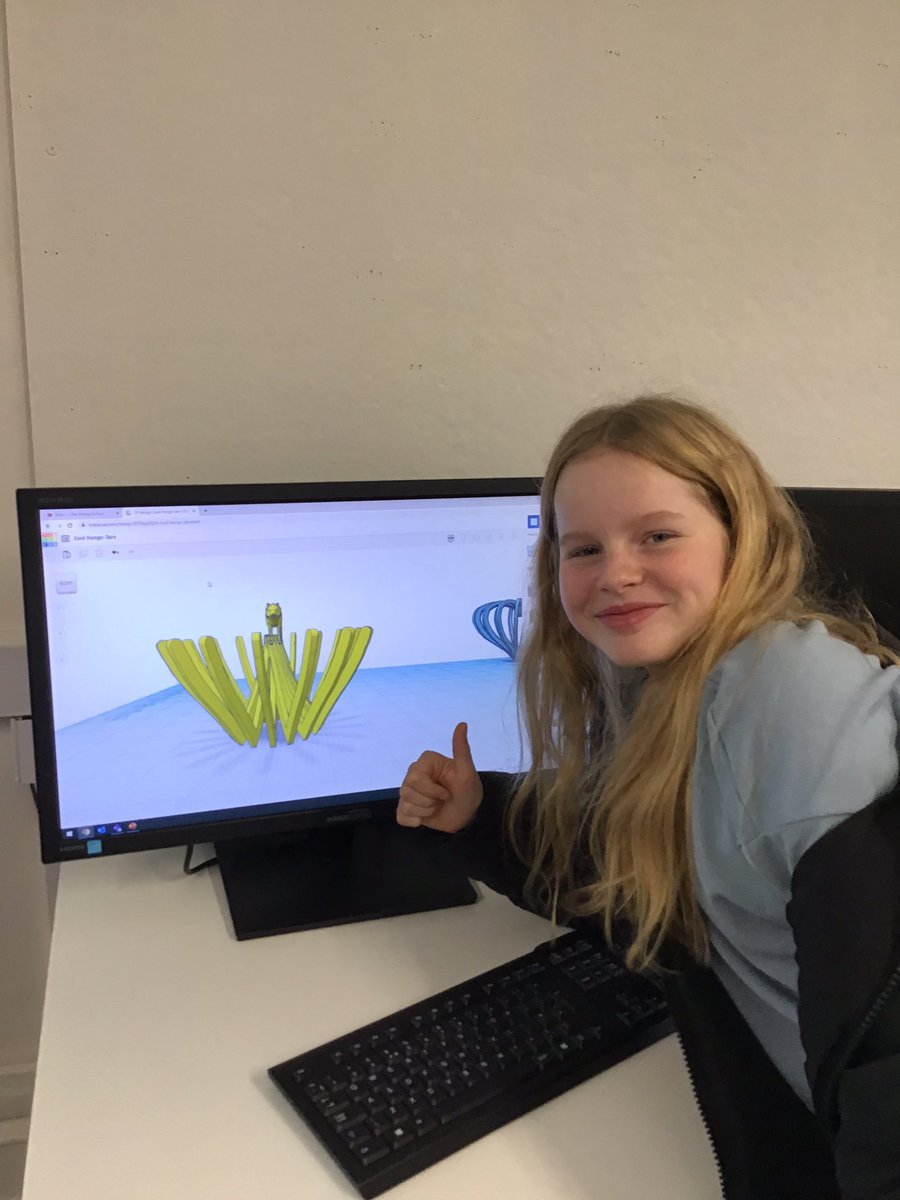 Weaver_Grange's tweet photo. 7 Miranda developing their TinkerCad skills by designing some Weaver 3D decorations in @Graphics_Grange @Grange_Cheshire https://t.co/jM7Gtcc7YQ