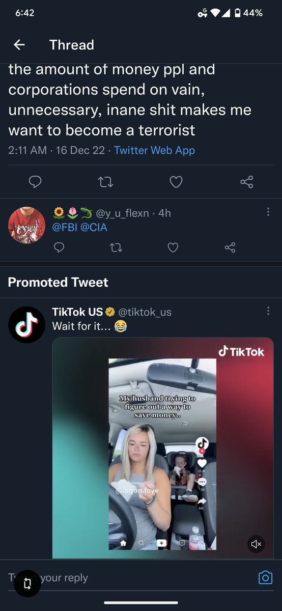 BeesHolder's tweet photo. @y_u_flexn the ad I got directly under this tweet https://t.co/JTzSnRodBR