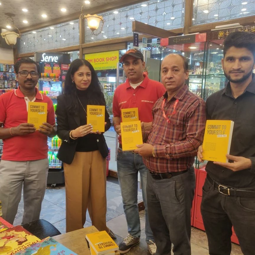 Om Book Shop tweet media