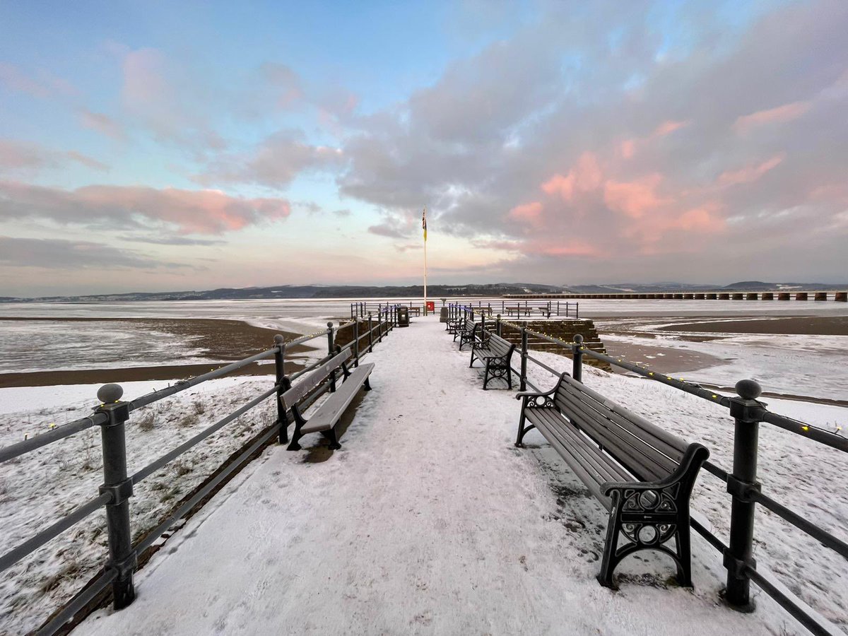 That sky…..😍 #arnside this morning #weather #cumbria