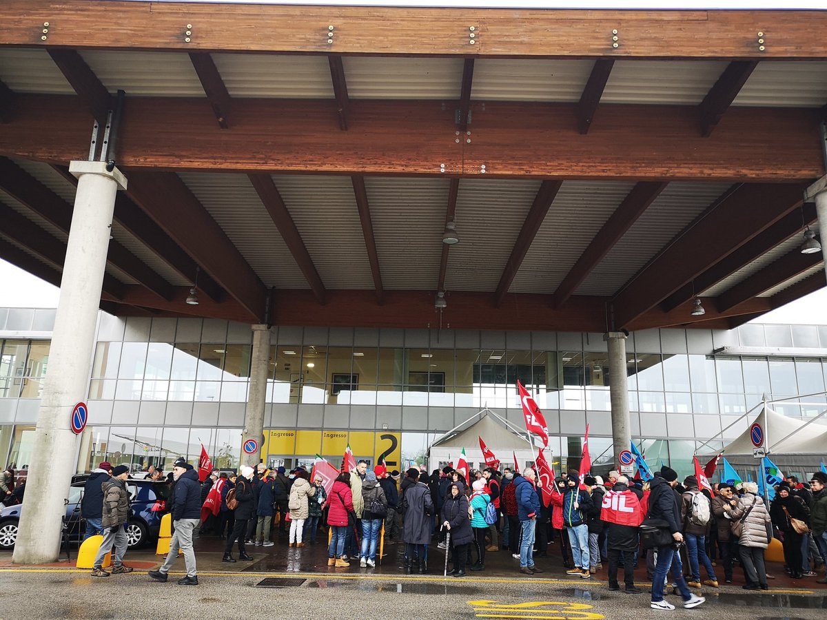 #scioperogenerale #manovrasbagliata #Cgil #Uil #ferrara #lavoro #pensioni #leggedibilancio <a href="/collettiva_news/">Collettiva</a> <a href="/cgilnazionale/">CGIL Nazionale</a> <a href="/ERCGIL/">CGIL Emilia-Romagna</a>